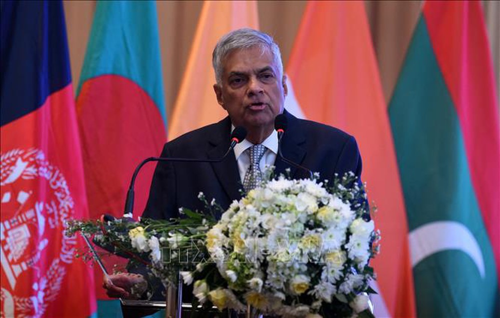  Sri Lanka: Tân Tổng thống nhậm chức giữa khủng hoảng kinh tế, chính trị tồi tệ chưa từng có  - Ảnh 1.