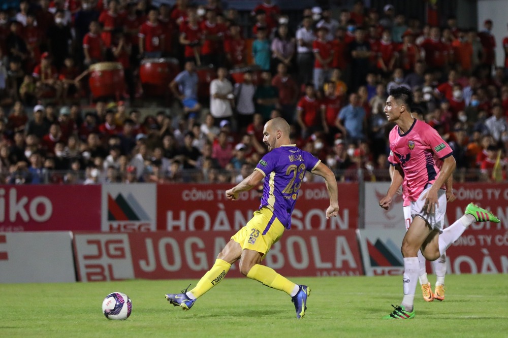 TRỰC TIẾP Viettel 0-0 TP.HCM: Hot boy U23 Việt Nam được thi đấu V.League - Ảnh 1.
