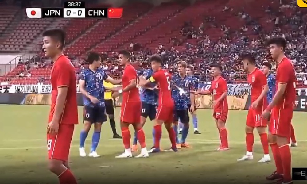 TRỰC TIẾP Việt Nam 9-0 Singapore: ĐT trẻ Việt Nam thắng đậm, nghênh chiến Thái Lan - Ảnh 1.