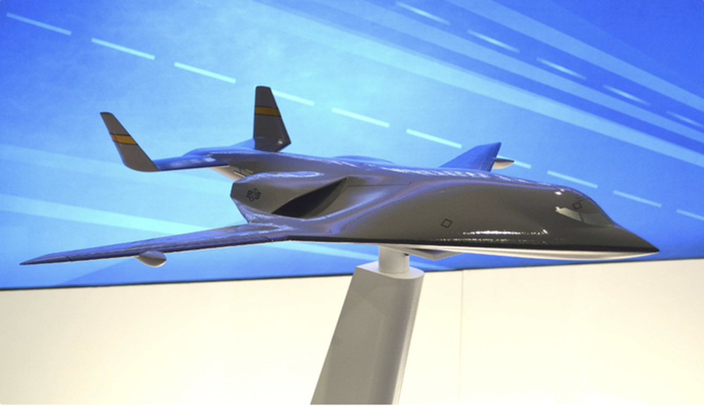Không quân Mỹ dự kiến cho ra mắt loại máy bay tiếp dầu độc lạ trong năm 2026 - Ảnh 2.