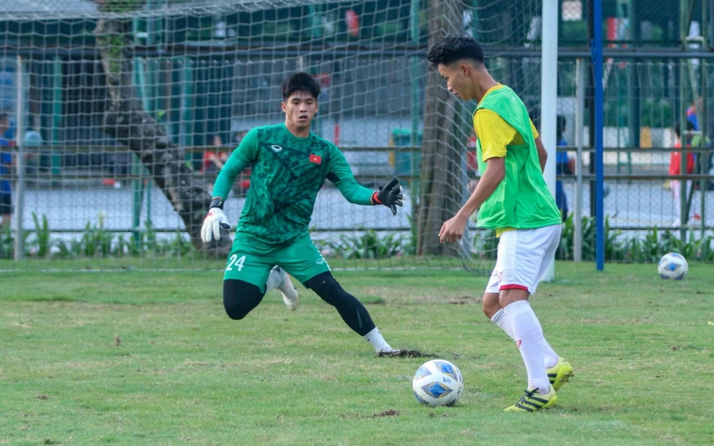 U19 Việt Nam luyện dứt điểm, hướng tới mục tiêu chiến thắng U19 Philippines - Ảnh 8.