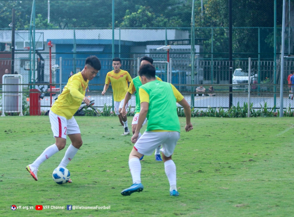 U19 Việt Nam luyện dứt điểm, hướng tới mục tiêu chiến thắng U19 Philippines - Ảnh 9.