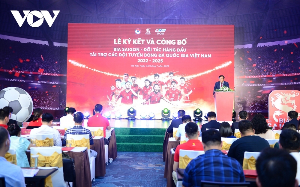 Các đội tuyển bóng đá Việt Nam có thêm nhà tài trợ khủng trong 3 năm - Ảnh 1.