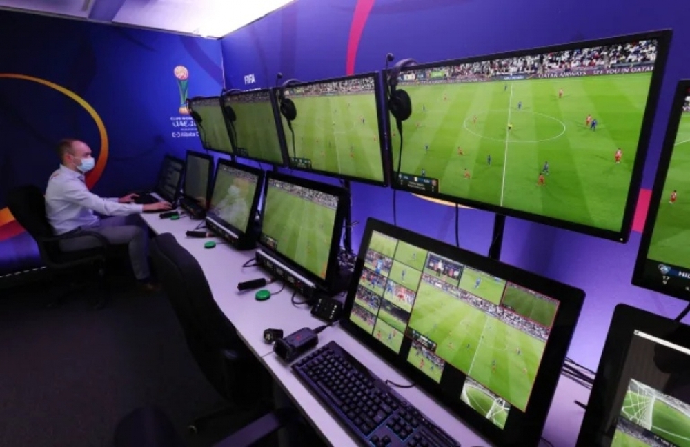 FIFA World Cup 2022 sẽ triển khai hệ thống VAR mới - Ảnh 1.
