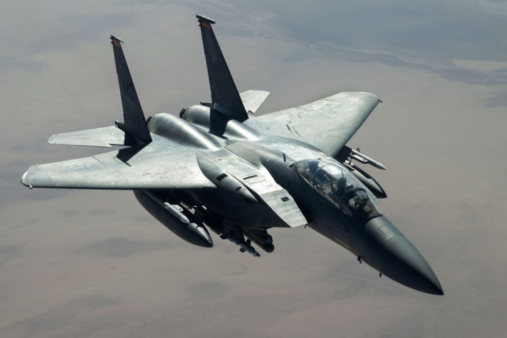 Thực hư tin đồn tiêm kích F-15 bị bắn hạ: Đại bàng rụng trong không chiến? - Ảnh 2.