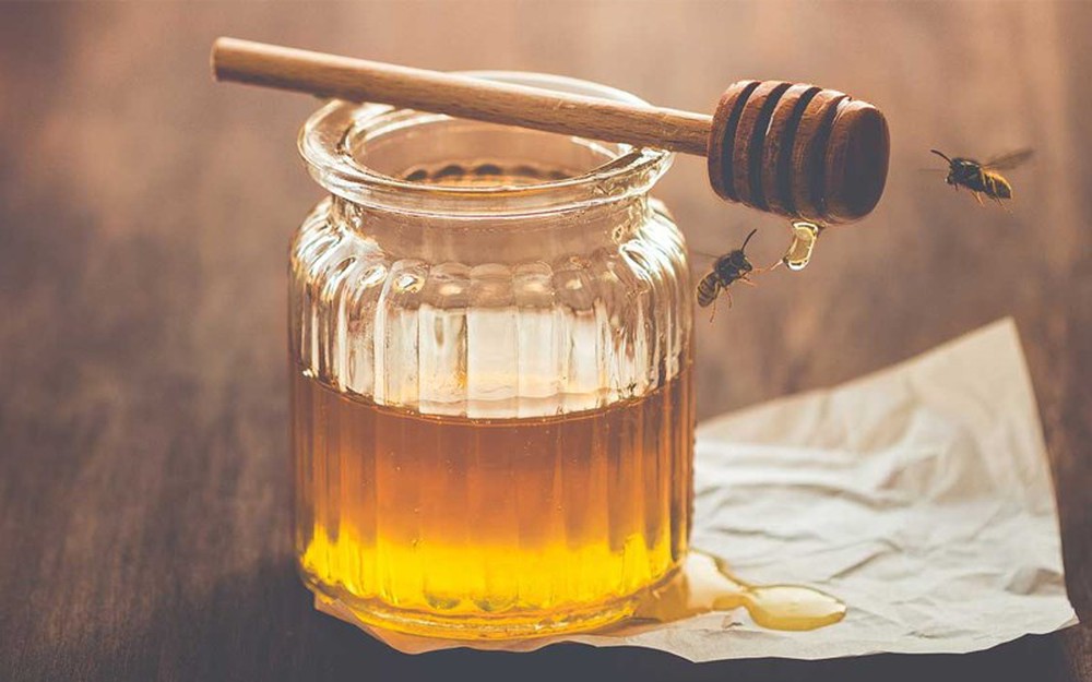Thời điểm tốt nhất uống mật ong giúp hồi xuân, chống ung thư, thải độc nội tạng - Ảnh 2.