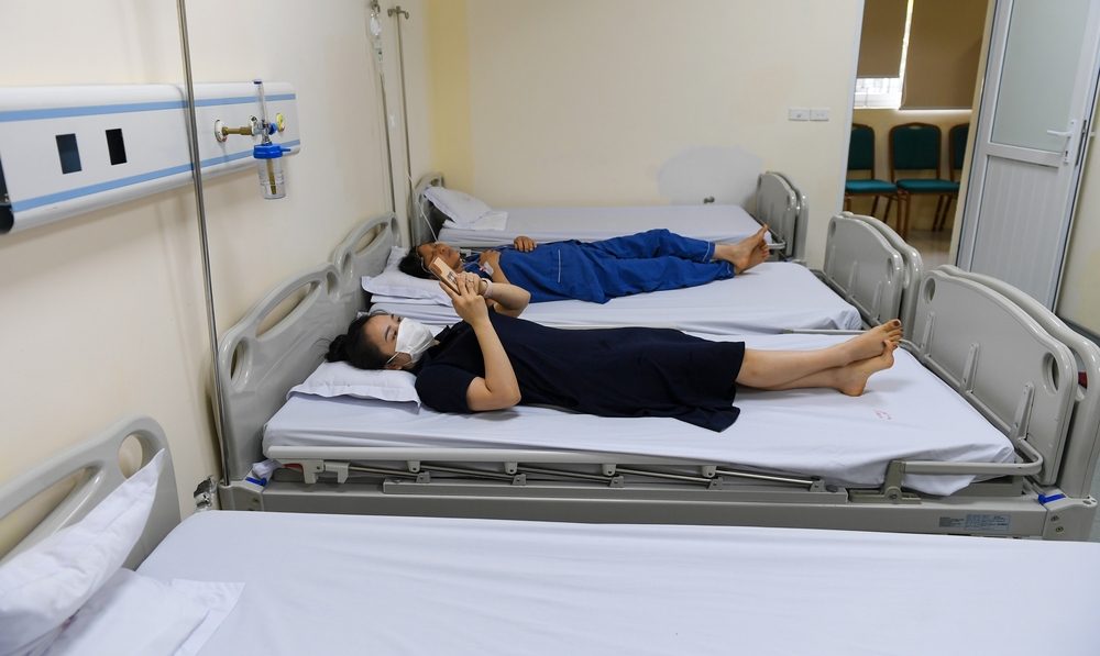 Một bệnh viện công ở Hà Nội có khoa khám bệnh được khen nức nở: Xịn như ở nước ngoài! - Ảnh 16.