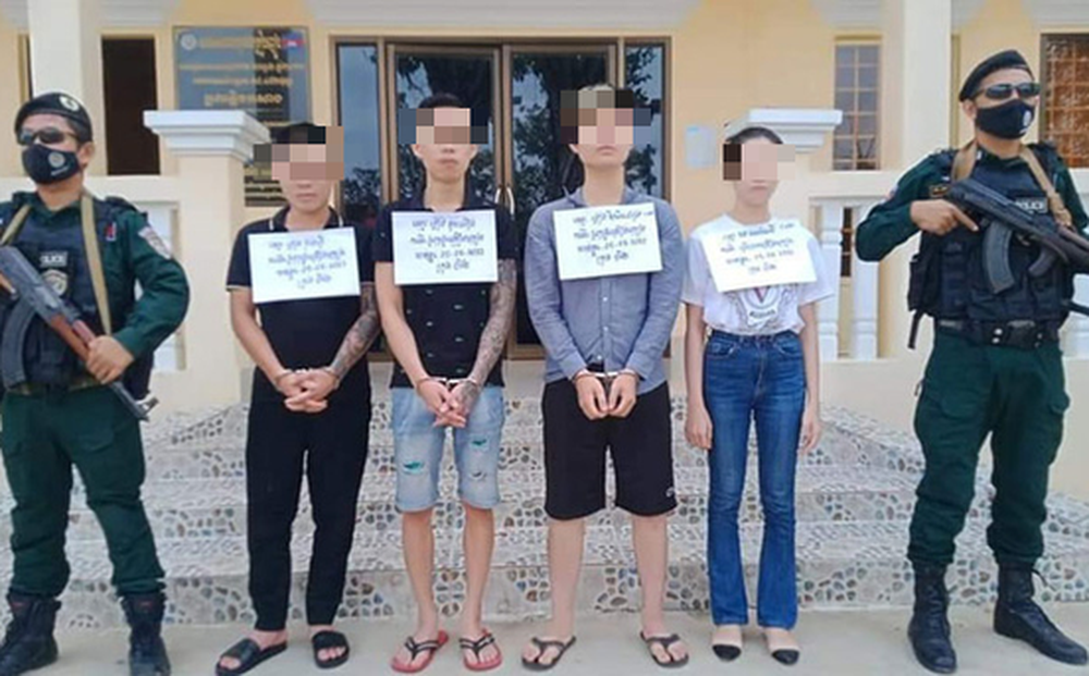 Báo Khmer Times: Cảnh sát Campuchia bắt 4 người Việt Nam tàng trữ trái phép ma túy