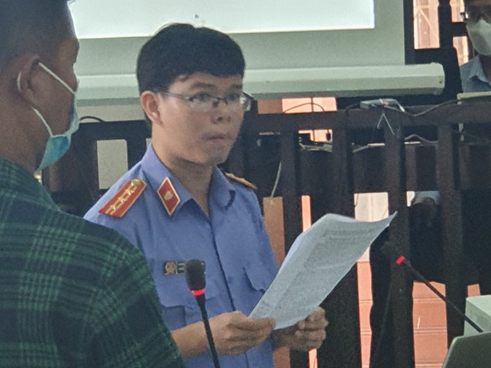 Xét xử vụ giết 3 người nhà vợ cũ: Bị cáo “không bao giờ hối hận, không day dứt gì hết”!
