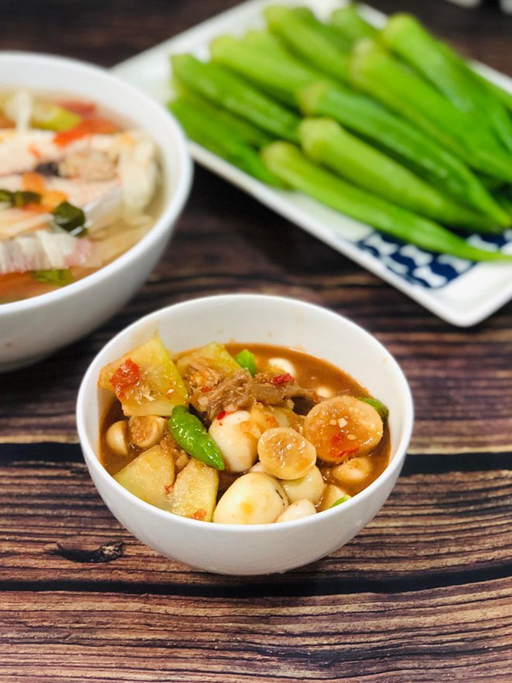 Chàng trai độc thân đam mê chuyện bếp núc, làm “em nuôi” được lòng cả công ty