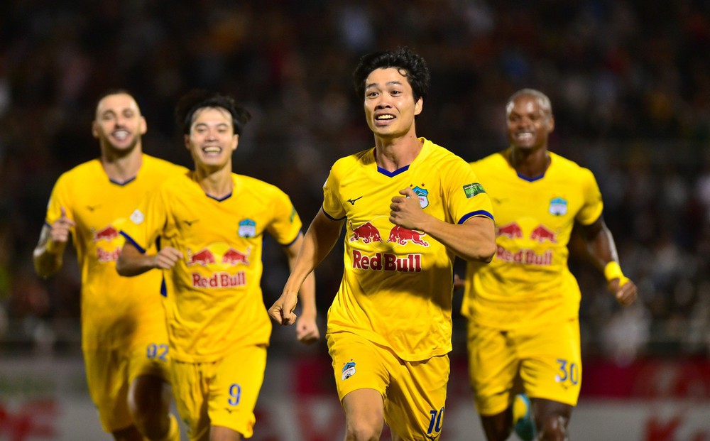 BLV Quang Tùng: "Hà Nội FC rất thực dụng nhưng HAGL giờ cũng không non nớt như xưa"