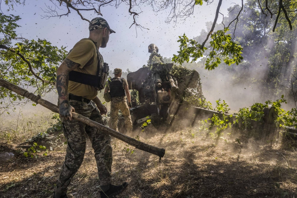 Vũ khí mới giúp Ukraine thay đổi chiến lược đối phó Nga - Ảnh 1.