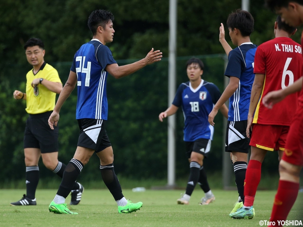 U20 Việt Nam thua đậm U20 Nhật Bản - Ảnh 1.
