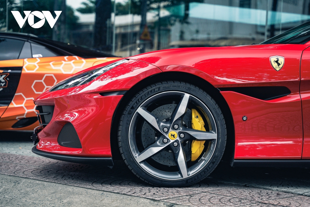 Cận cảnh Ferrari Portofino M hơn 15 tỷ đồng đầu tiên tại Việt Nam - Ảnh 5.