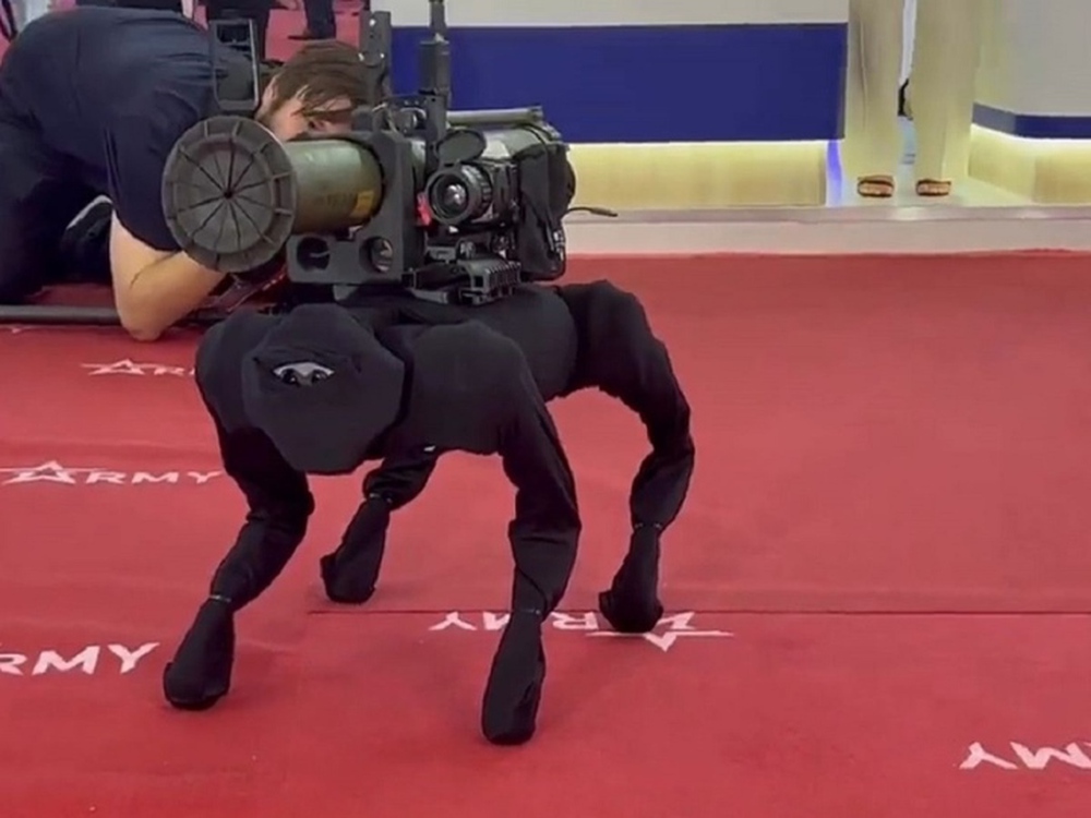 Chó robot chiến đấu mang tên lửa của Nga có xuất xứ từ Trung Quốc - Ảnh 1.