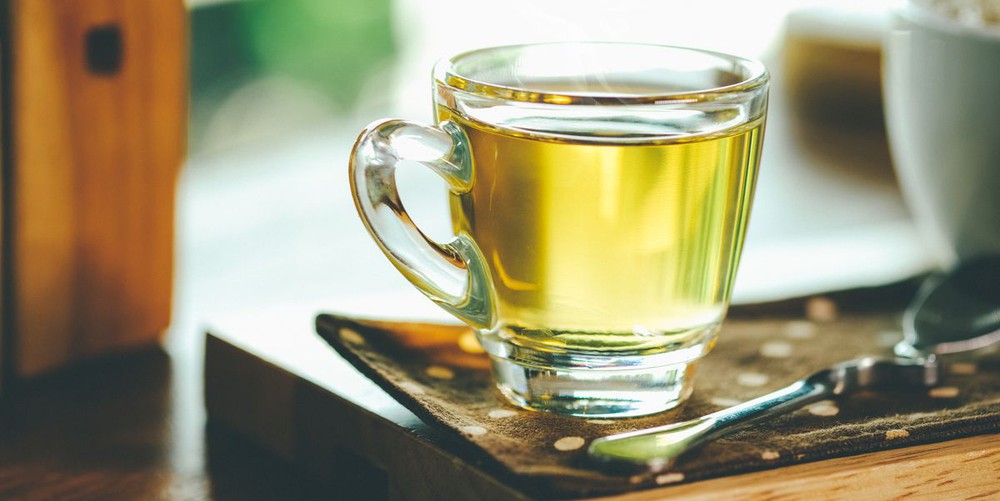 Nghiên cứu về trà xanh và tác dụng trong điều trị Covid-19 - Ảnh 2.