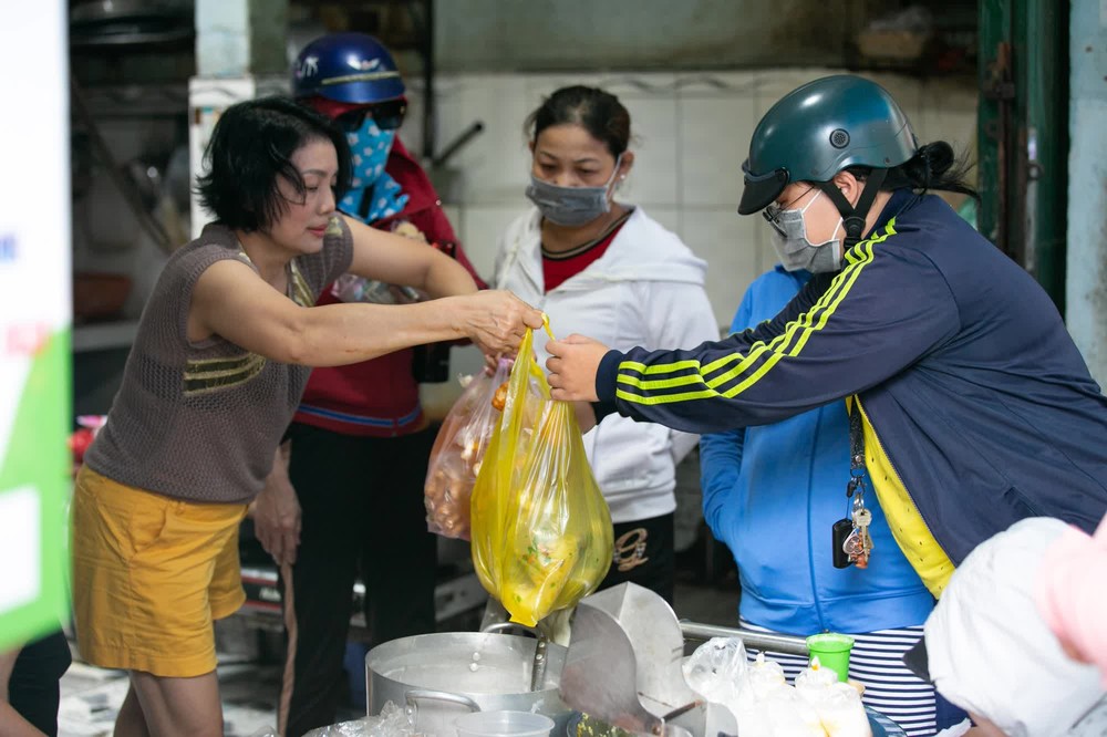 Quán ăn 7 ngày bán 7 món khác nhau, mang về doanh thu gần 20 triệu/ngày - Ảnh 23.