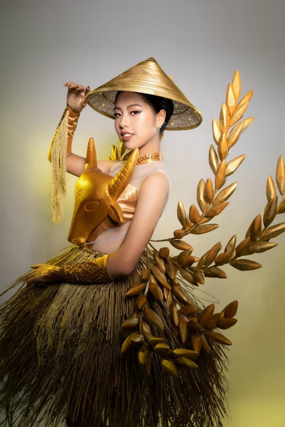 Cô bạn xinh xắn mang vương miện Miss Teen International 2022 về cho Việt Nam là ai? - Ảnh 4.