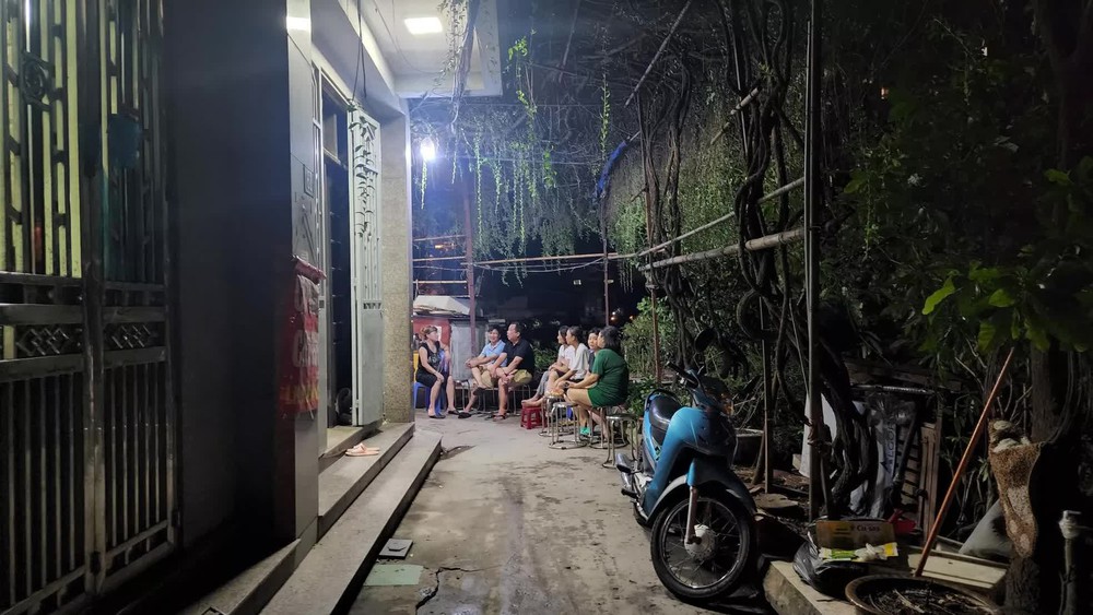 Nghẹn lòng trước gia cảnh éo le của đội trưởng cứu nạn hy sinh vụ cháy quán karaoke ở Hà Nội - Ảnh 4.