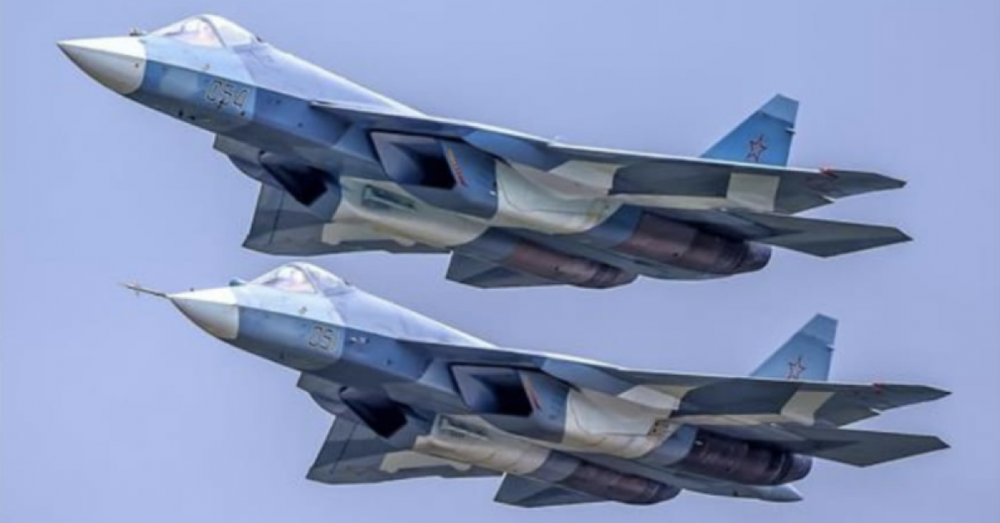 “Bóng ma bầu trời” Su-57 của Nga sẽ sớm cất cánh trên tàu sân bay - Ảnh 1.
