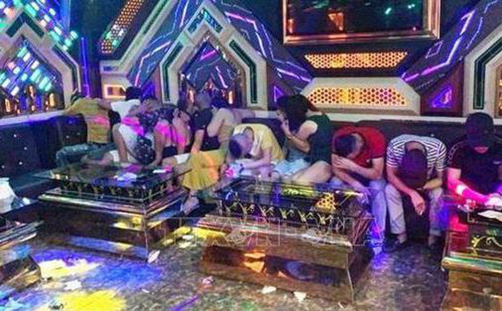 Hà Nội: Đột kích quán Karaoke hoạt động chui phát hiện nhiều đối tượng sử dụng ma túy