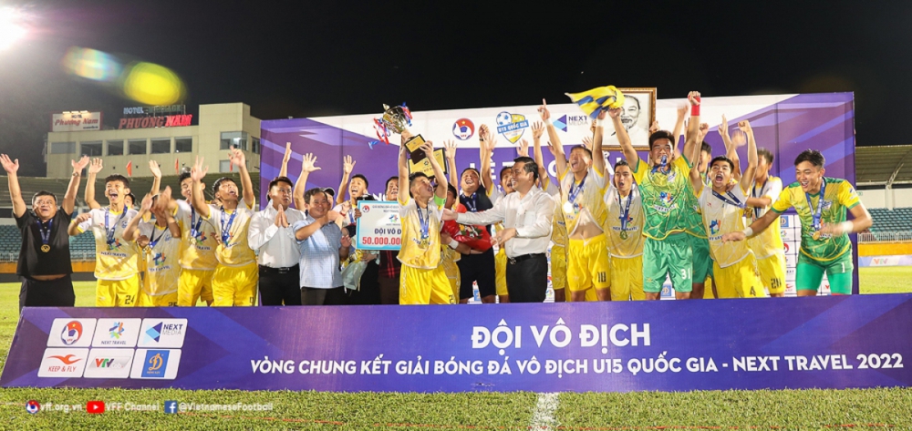 SLNA thống trị các giải trẻ của bóng đá Việt Nam năm 2022 - Ảnh 1.