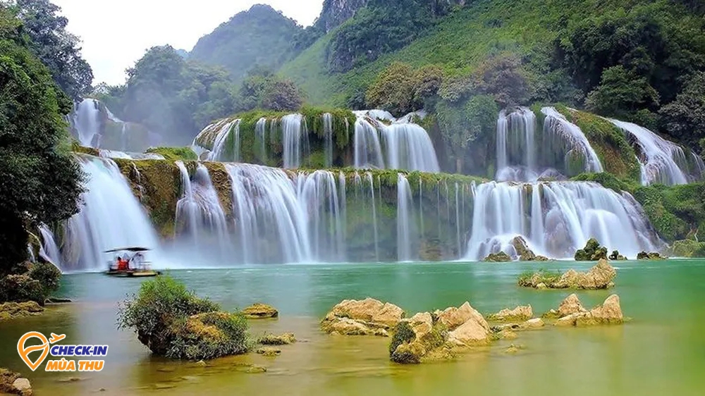 Chuyên trang du lịch bình chọn 9 địa danh đẹp nhất Việt Nam: Có nơi được gọi là tiểu Paris - Ảnh 12.