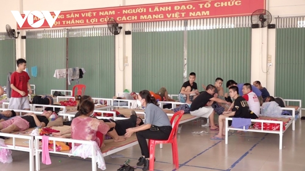 Campuchia làm thủ tục đưa 11 người Việt trong vụ tháo chạy khỏi sòng bài về nước - Ảnh 1.