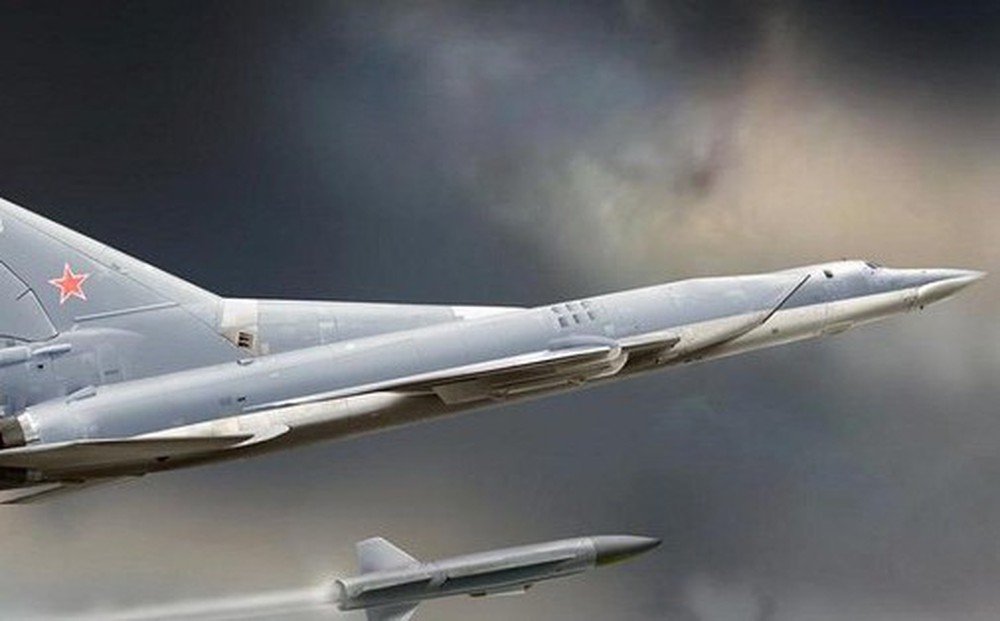 Nga tấn công lữ đoàn không quân 831 Ukraine bằng tên lửa hành trình Kh-22