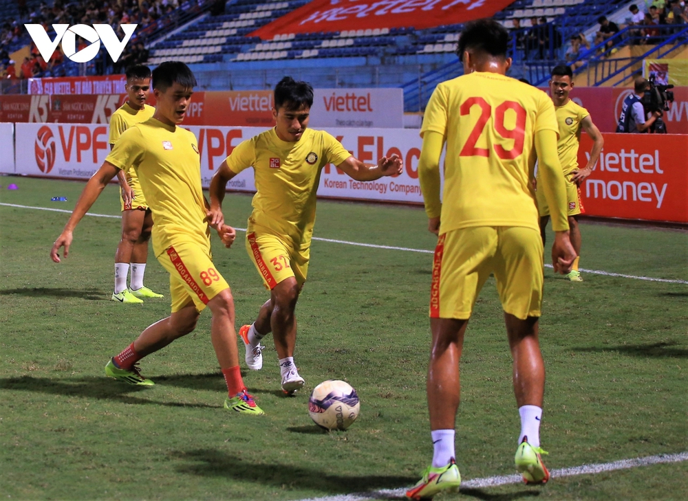 Trực tiếp Viettel FC - Thanh Hóa: Nhâm Mạnh Dũng đá chính, Bùi Tiến Dũng dự bị - Ảnh 2.