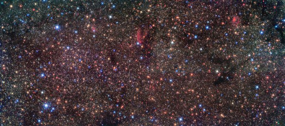 Vùng chết của Ngân Hà bùng nổ vì 100.000 bản sao Mặt Trời - Ảnh 1.