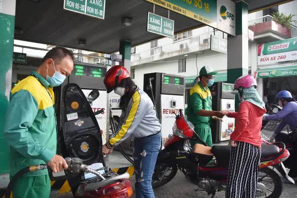  Điều hành giá xăng dầu linh hoạt, tránh gây sốc  - Ảnh 1.