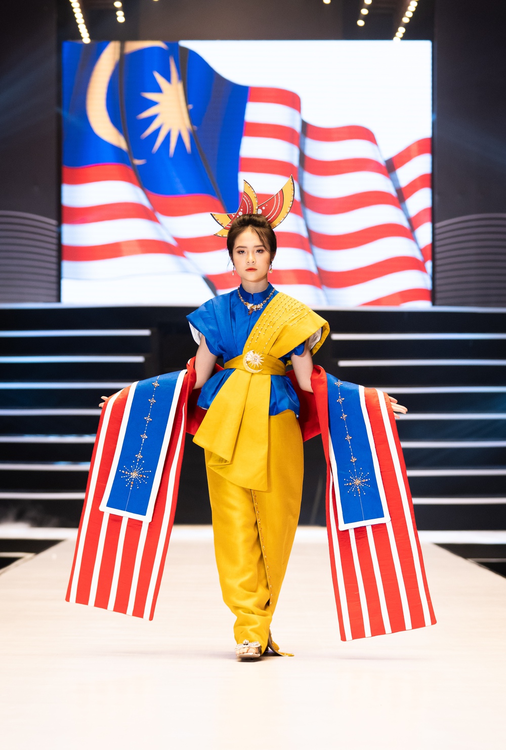 Mẫu nhí Phan Trang Anh gây ấn tượng ở Đại hội Siêu mẫu nhí 2022 - Ảnh 4.