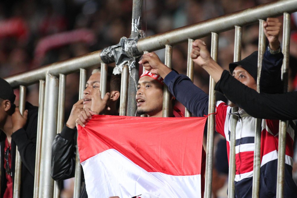 TRỰC TIẾP U16 Việt Nam 0-0 U16 Indonesia: Sức ép khủng khiếp từ chủ nhà - Ảnh 1.