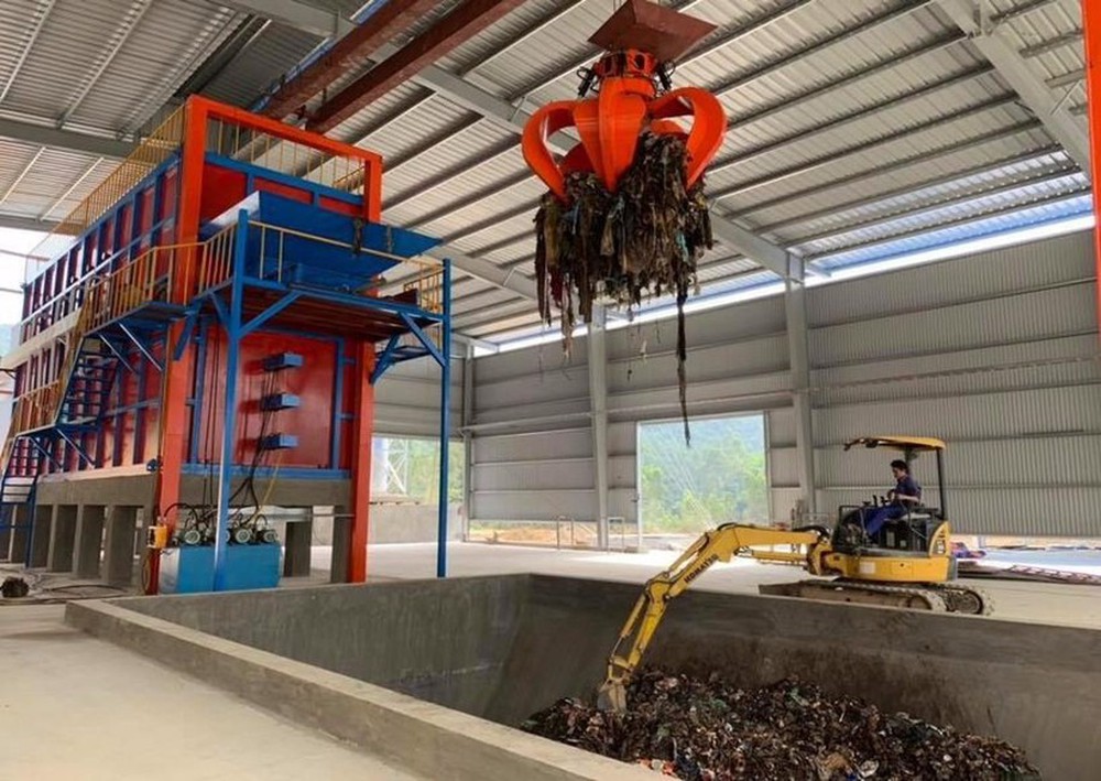 Chế tạo thành công lò đốt rác thải tạo khí sạch - Ảnh 1. Chế tạo thành công lò đốt rác thải tạo khí sạch - Ảnh 1.