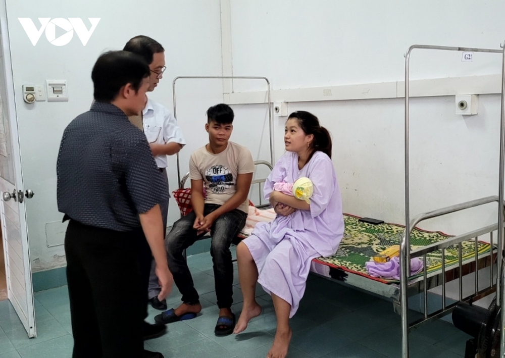 Thiết bị máy móc hiện đại tại Bệnh viện Đa khoa Chân Mây nằm đắp chiếu - Ảnh 3.