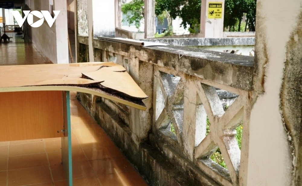 Thiết bị máy móc hiện đại tại Bệnh viện Đa khoa Chân Mây nằm đắp chiếu - Ảnh 4.