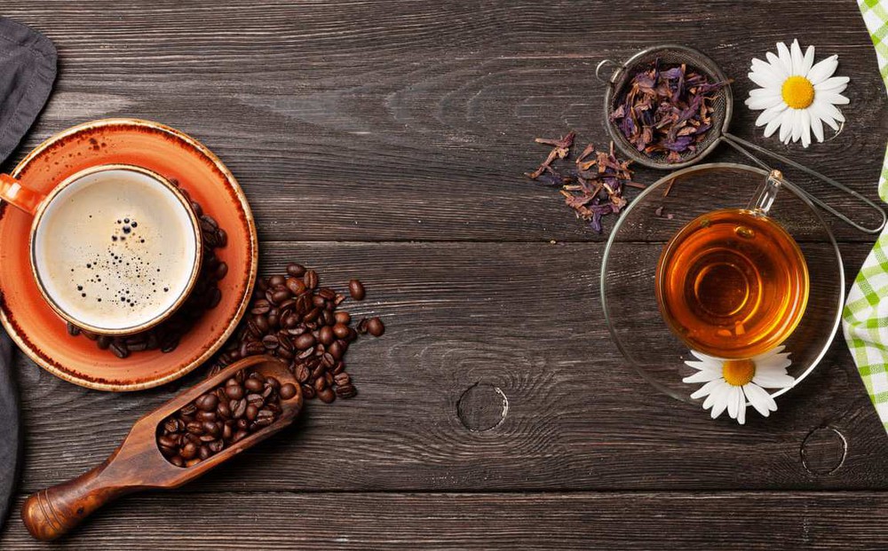 Trà và cà phê: Thức uống nào tốt cho sức khoẻ hơn?