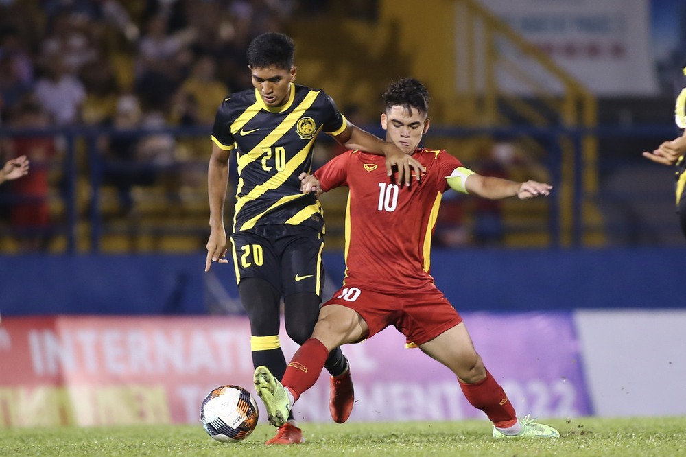 TRỰC TIẾP U19 Malaysia vs U19 Myanmar: Tin kém vui cho Thái Lan trước đại chiến Việt Nam? - Ảnh 1.