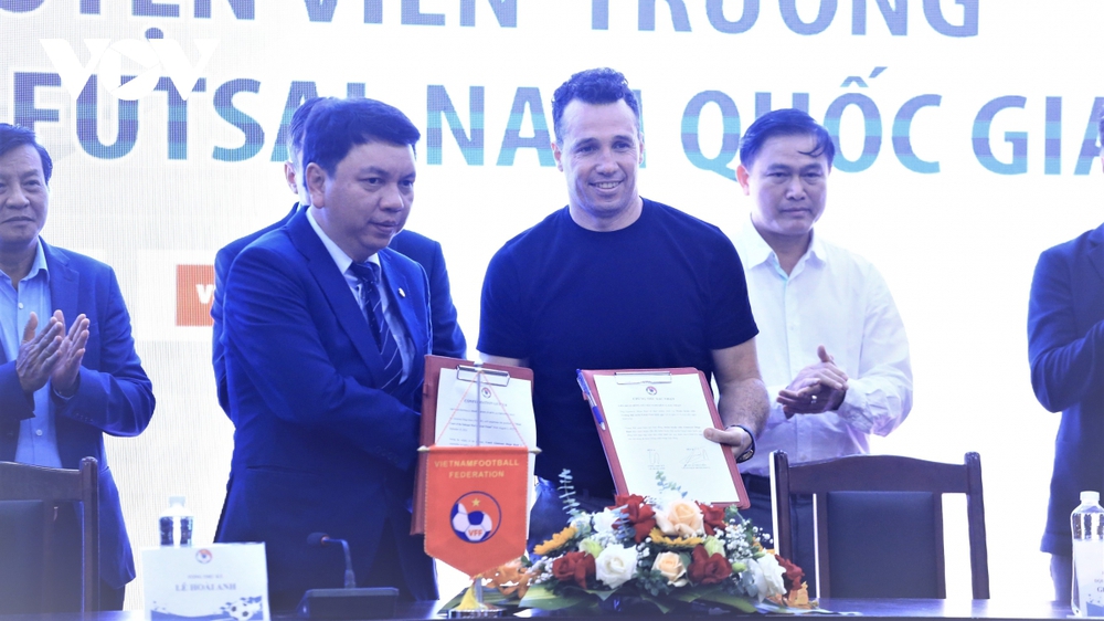 VFF mất gần 1 năm để đưa HLV vô địch World Cup về dẫn dắt ĐT Futsal Việt Nam - Ảnh 1.