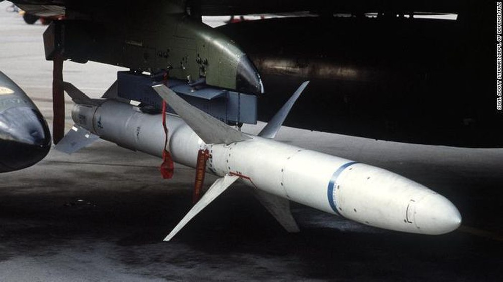 Mỹ gửi cho Ukraine vũ khí có thể diệt rồng lửa S-400 của Nga - Ảnh 1.