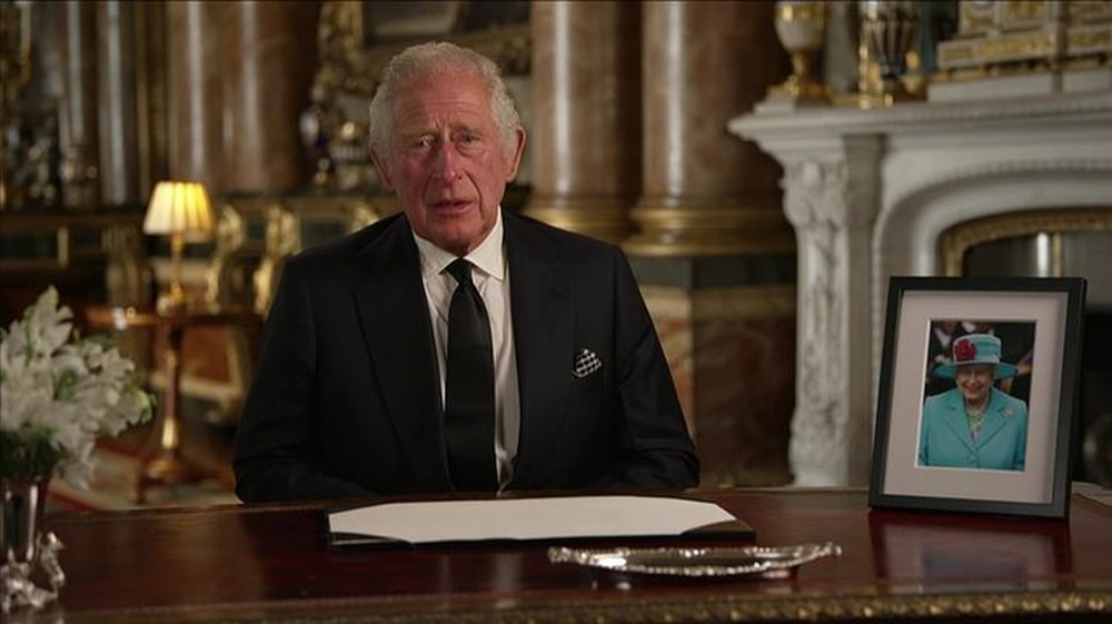 Vua Charles dặn Hoàng tử Harry đừng dẫn vợ tới lâu đài Balmoral? - Ảnh 2.