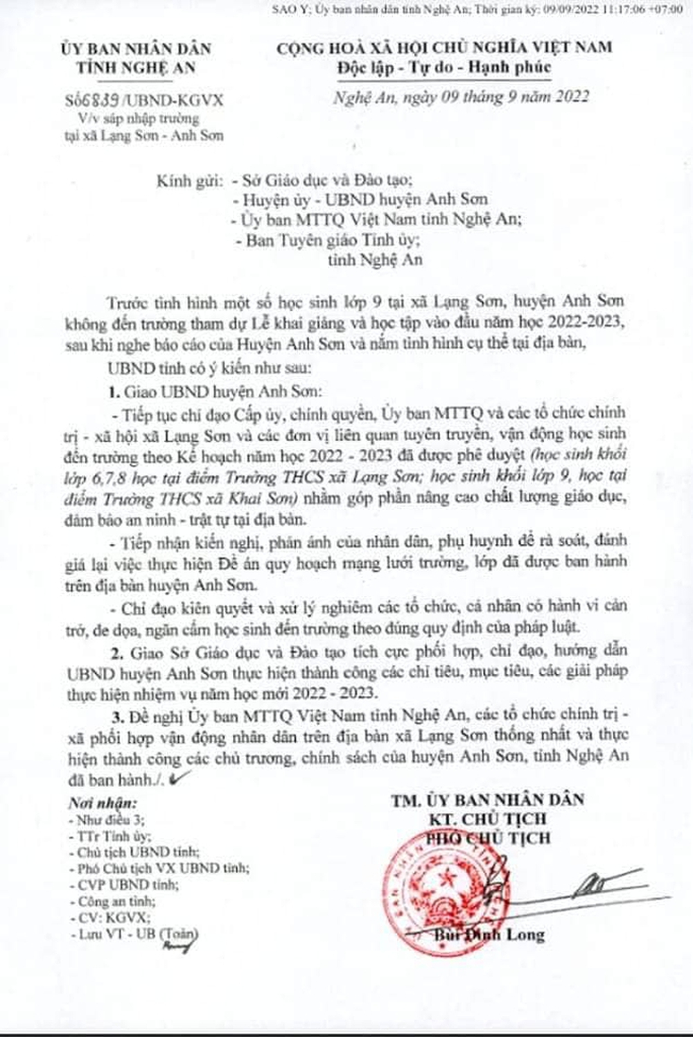 Hàng trăm học sinh không đến trường do phụ huynh phản đối: Xử lý nghiêm việc cản trở, ngăn cấm - Ảnh 1.