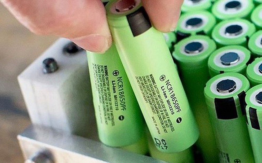 Pin lithium-ion làm từ vỏ cua