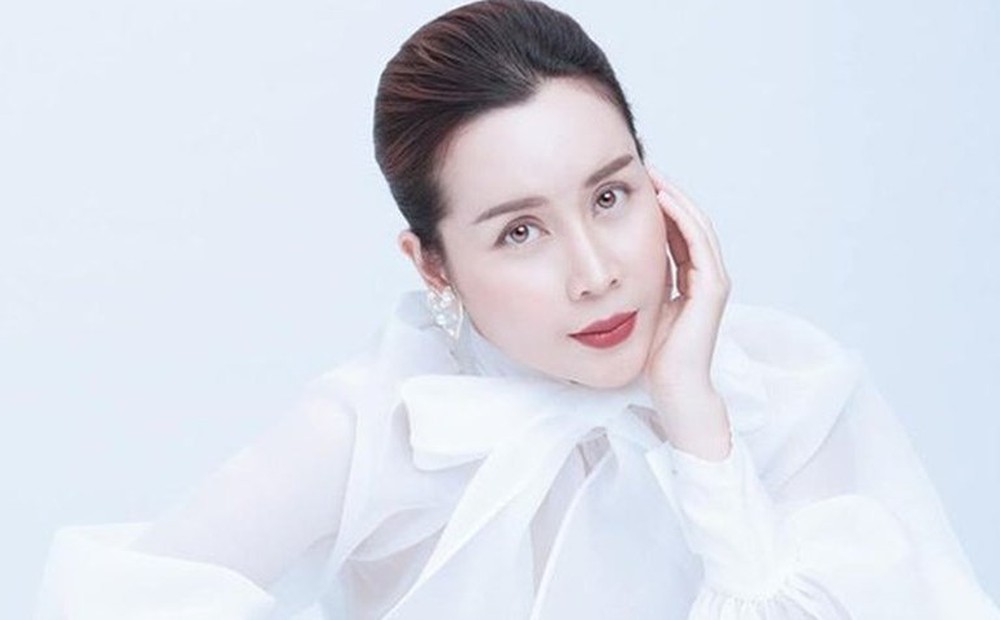 Vợ nhạc sĩ Hồ Hoài Anh bất ngờ chia sẻ: Khung trời nào chẳng có bão giông...