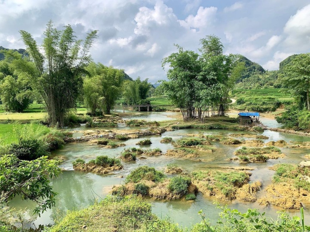 Con thác xinh đẹp ít người biết ở Cao Bằng, địa điểm tuyệt vời cho ngày bình yên - Ảnh 7.