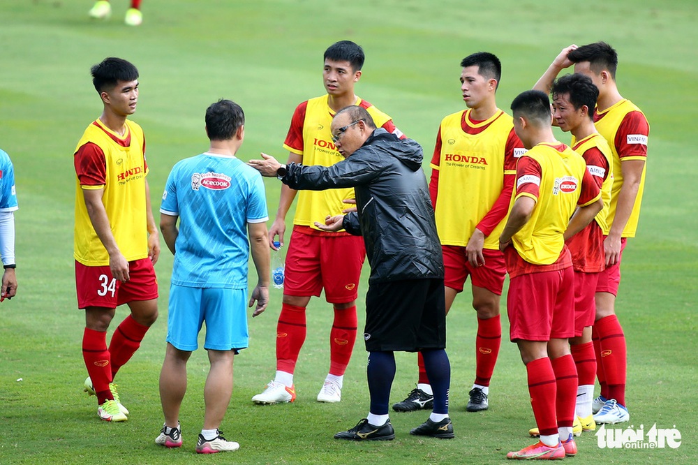 HLV Park Hang Seo gắt gao trên sân tập tuyển Việt Nam - Ảnh 3.