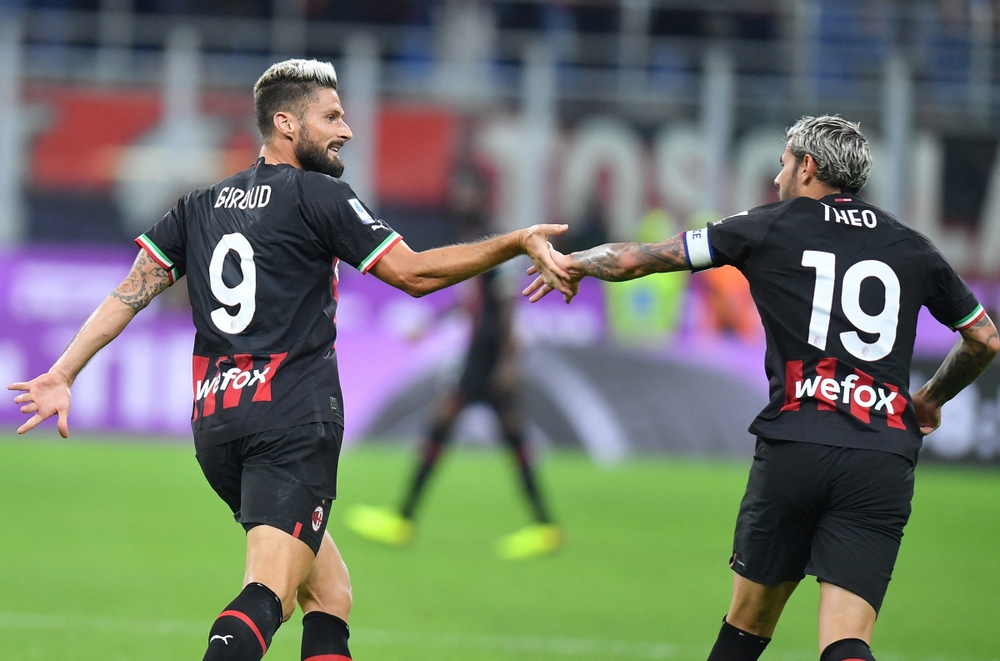 Napoli đánh bại AC Milan trong trận đấu quyết định ngôi đầu Serie A - Ảnh 7.
