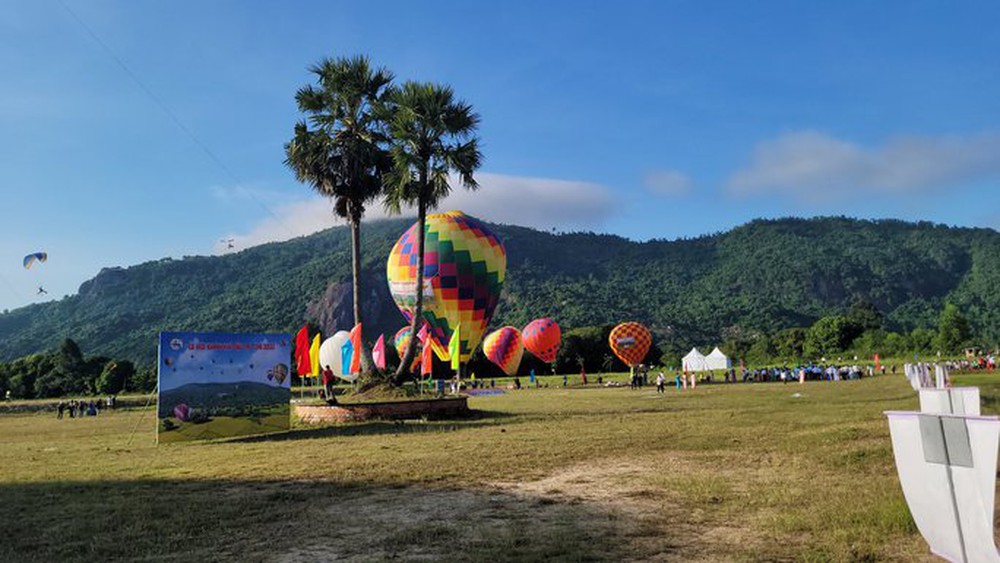 Hình ảnh lần đầu xuất hiện dưới chân Phụng Hoàng Sơn ở An Giang - Ảnh 7.