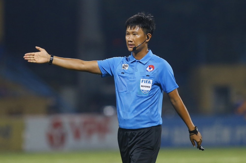 Ông Dương Văn Hiền: Mong V-League có VAR, trọng tài bớt áp lực - Ảnh 2.